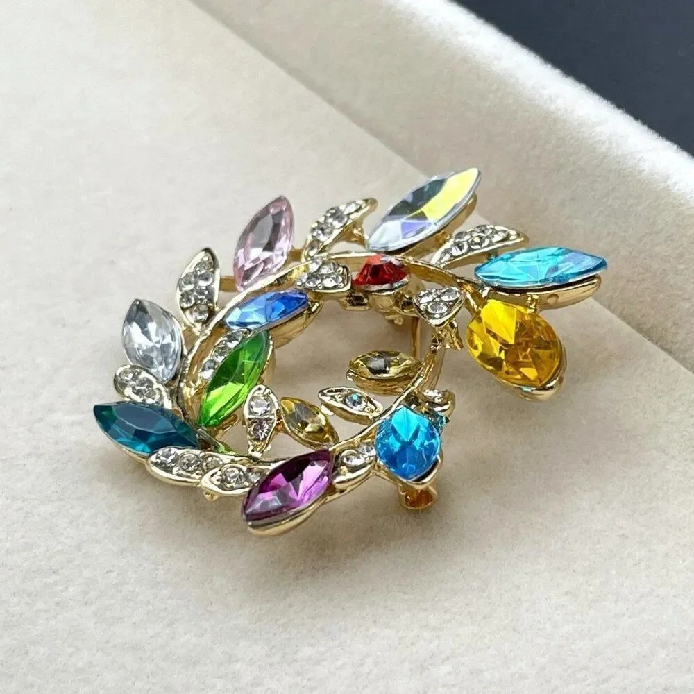 Yellow Gold with Multicolored Crystal Floral Leaf Wreath Pin Back Brooch
